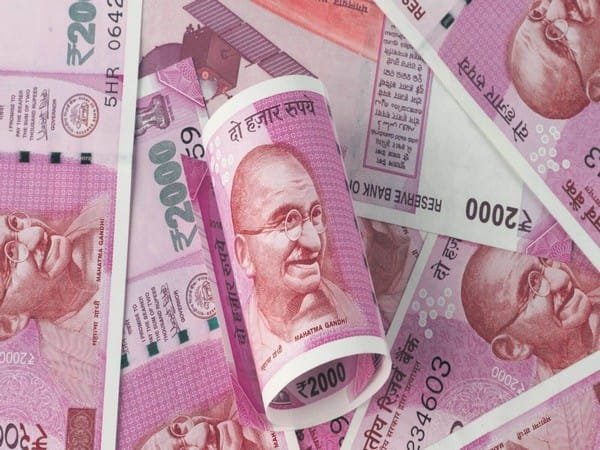 Rs-2000-Banknotes-Exchange-Deposit-At-RBI-Offices-Wont-Be-Available-On-April-1