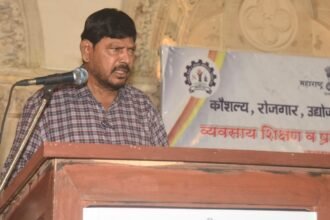 राज्य नाविन्यता सोसायटी येथे जागतिक #कौशल्य दिनानिमित्त महाराष्ट्र राज्य कौशल्य,व्यवसाय शिक्षण व प्रशिक्षण मंडळाद्वारे प्रशिक्षणार्थी व उत्कृष्ट