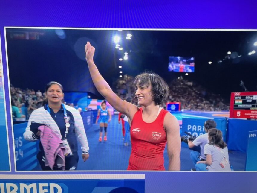 विनेश फोगाट को रजत पदक विजेता की तरह मिलेगी इनाम और सुविधाएं, सरकारी नौकरी देने का भी ऐलान
