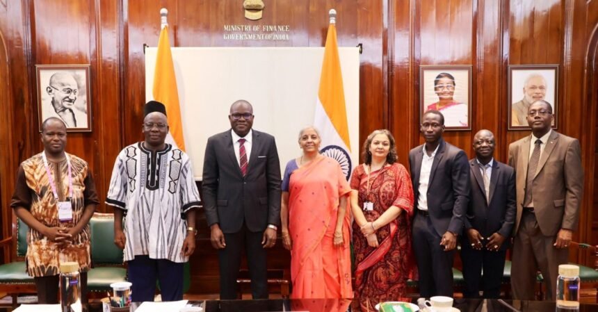 निर्मला सीतारमण ने बुर्किना फासो के अर्थव्यवस्था और वित्त मंत्री से की मुलाकात