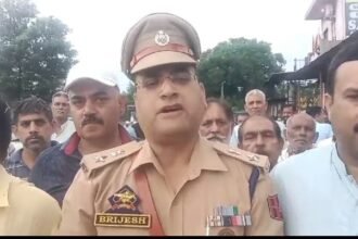 जम्मू के कंगर चौक में 78वें स्वतंत्रता दिवस पर ध्वजारोहण समारोह