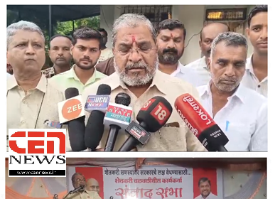 अकोला :- मूर्तिजापूर येथे आयोजित शेतकरी संवाद सभा प्रसंगी पत्रकार परिषदेत बोलताना शेतकरी स्वाभिमानी संघटनेचे अध्यक्ष तथा खासदार राजू शेट्टी.
