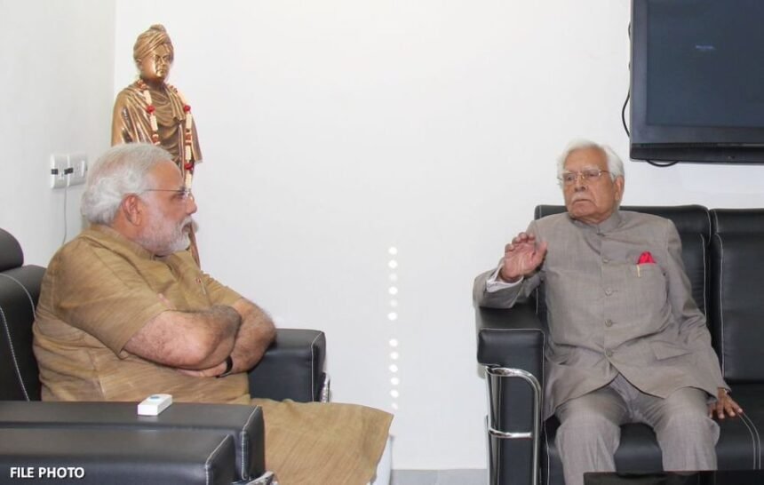 पूर्व विदेश मंत्री नटवर सिंह का पार्थिव शरीर पंचतत्व में विलीन, दिल्ली में हुआ अंतिम संस्कार