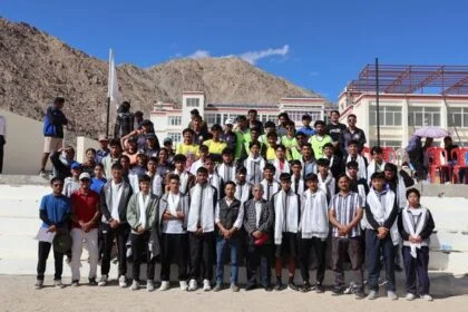 प्रेस विज्ञप्ति लद्दाख विश्वविद्यालय, लेह परिसर में अंतर-विभाग वॉलीबॉल प्रतियोगिता का आयोजन