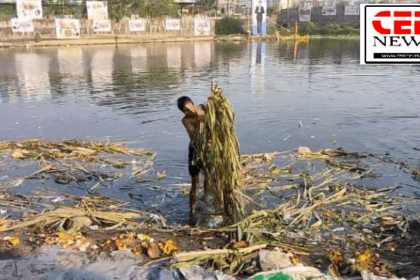 कलवा पूर्व में छठ पूजा के बाद बजरंग दल ने किया तालाब की सफाई, समाजसेवी और बैनर-बाज हो गए रफूचक्कर"