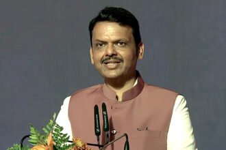  राज्याच्या मुख्यमंत्री पदी पुन्हा देवेंद्र फडणवीस आज घेणार शपथ