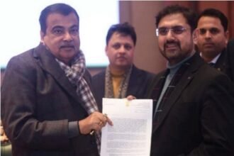 मंत्री सतीश शर्मा ने केंद्रीय मंत्री नितिन गडकरी से की मुलाकात
