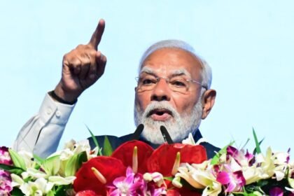 इसरो के 100वें मिशन की ऐतिहासिक सफलता पर पीएम मोदी ने दी बधाई