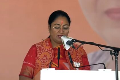 दिल्ली को मिली नई मुख्यमंत्री, रेखा गुप्ता को उपराज्यपाल विनय कुमार सक्सेना ने दिलाई शपथ