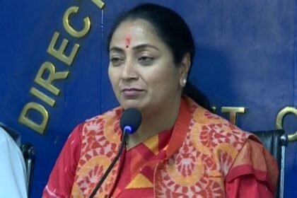 दिल्ली कैबिनेट में विभागों का बंटवारा, पहली कैबिनेट बैठक में आयुष्मान योजना को मंजूरी