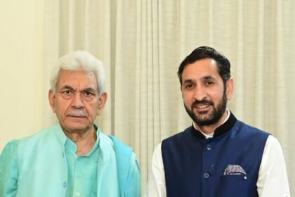 विधायक डॉ. रमेश्वर सिंह ने उपराज्यपाल मनोज सिन्हा से की मुलाकात, जनता से जुड़े मुद्दों पर की चर्चा