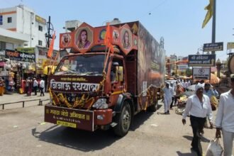 संतनगरीत शेगांव येथे राजमाता जिजाऊ रथयात्रेचे उत्साहात स्वागत..