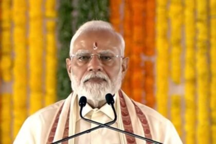 पीएम मोदी की तमिलनाडु सरकार से अपील, ‘तमिल भाषा में कराएं मेडिकल कोर्स, गरीब बच्चे बनेंगे डॉक्टर’