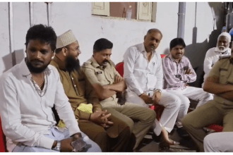 शेगाव शहरातील सरकारी फैल येथील नुरानी मस्जिद च्या हॉल.मध्ये पार पडला ईद मिलाप चा कार्यक्रम..