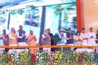 पीएम मोदी ने कानपुर में 47,600 करोड़ के विभिन्न प्रोजेक्ट्स का किया शिलान्यास और उद्घाटन