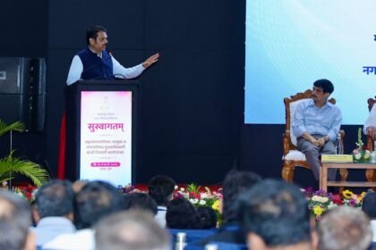 विकासाचे ग्रोथ इंजिन म्हणून शहर विकासाला केंद्र आणि राज्य शासन प्राधान्य देत असून गेल्या १० वर्षांत नागरीकरणासाठी मोठ्या