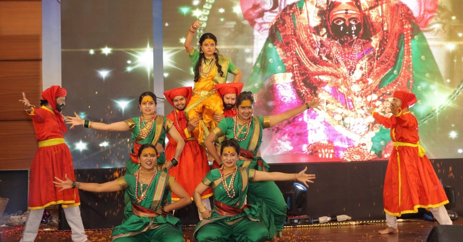 छत्रपती संभाजी महाराज यांचे जीवनचरित्र प्रेरणादायी असून कितीही संकटे आली तरी हार मानायची नाही असा बोध त्यांच्या चरित्रातून मिळतो, असे प्रतिपादन केंद्रीय आयुष राज्यमंत्री (स्वतंत्र प्रभार) प्रतापराव जाधव यांनी नवी दिल्ली येथे छत्रपती संभाजी महाराज यांच्या 368 व्या जयंती निमित्त आयोजित कार्यक्रमात केले.