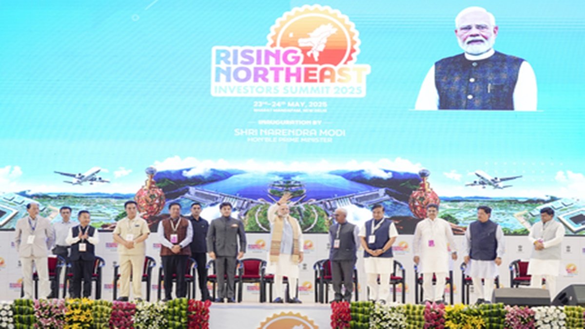 राइजिंग नॉर्थ ईस्ट इन्वेस्टर्स समिट 2025 : 4 लाख करोड़ रुपए से अधिक के निवेश प्रस्ताव मिले, 8 एमओयू हुए साइन 