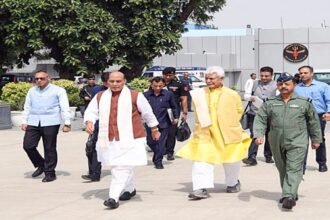 ‘पाकिस्तान से बात सिर्फ आतंकवाद, पीओके पर होगी’, श्रीनगर में बोले रक्षा मंत्री राजनाथ सिंह