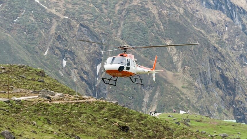 भारत-पाकिस्तान में तनाव के बीच चारधाम यात्रा में हेलीकॉप्टर सेवाएं बंद, उत्तराखंड सरकार का आदेश