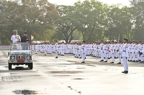 पहली बार NDA से पासआउट हुईं 17 महिला कैडेट्स
