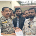 करणी सेना के पदाधिकारी एवं कार्यकर्ताओं ने एकत्रित होकर पुलिस अधीक्षक को सौंपा ज्ञापन