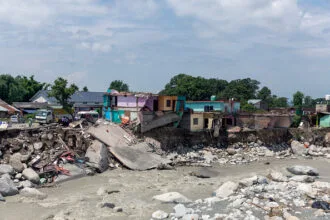 केंद्र ने हिमाचल प्रदेश को बाढ़ और भूस्खलन से उबरने के लिए 2,006 करोड़ रुपए किए मंजूर