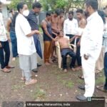 कल्याण : खडेगोळवली नाल्यात वाहून जाणाऱ्या व्यक्तीला K.D.M.C. कर्मचाऱ्यांनी वाचवले