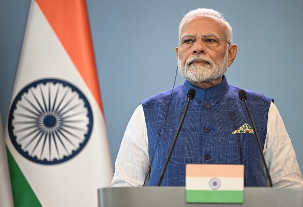 प्रधानमंत्री मोदी शुक्रवार को जम्मू-कश्मीर को देंगे 46 हजार करोड़ की परियोजनाओं की सौगात