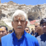 उपराज्यपाल मनोज सिन्हा ने अमरनाथ गुफा में की प्रथम पूजा, वार्षिक यात्रा 3 जुलाई से होगी शुरू