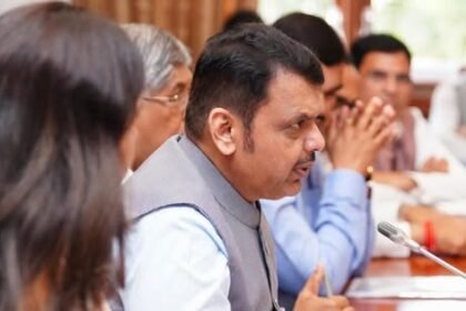 मुख्यमंत्री देवेंद्र फडणवीस यांच्या अध्यक्षतेखाली ‘विकसित महाराष्ट्र व्हीजन २०४७’ च्या अंमलबजावणीचा आढावा घेण्यासाठी गठीत व्हीजन व्यवस्थापन नियामक मंडळाची बैठक झाली.