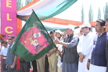 अनंतनाग में ‘ड्रग-फ्री J&K’ अभियान के तहत पदयात्रा, नशे के खिलाफ एकजुट होने की अपील