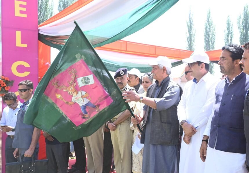 अनंतनाग में ‘ड्रग-फ्री J&K’ अभियान के तहत पदयात्रा, नशे के खिलाफ एकजुट होने की अपील