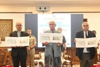 श्रीनगर में J&K रणजी ट्रॉफी चैंपियंस 2025–26 पर विशेष डाक आवरण जारी