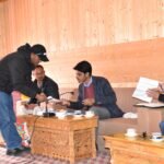 नुब्रा के खेतोड-युलसुम गांवों का डीसी का दौरा, ग्रामीणों की समस्याओं के समाधान के दिए निर्देश
