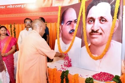 भारत ने सदैव अपने प्रबुद्ध समाज का सम्मान किया है। देश, काल और परिस्थिति के अनुरूप समाज को सही दिशा देने में हमारे प्रबुद्ध जन की भूमिका अत्यंत महत्वपूर्ण रही है।