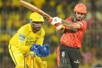 सनराइजर्स हैदराबाद ने CSK को हराकर प्लेऑफ में बनाई जगह