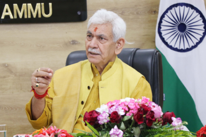 केंद्र ने जम्मू-कश्मीर के LG को राष्ट्रीय सुरक्षा के मद्देनजर टेलीकॉम सेवाओं पर दिए बड़े अधिकार