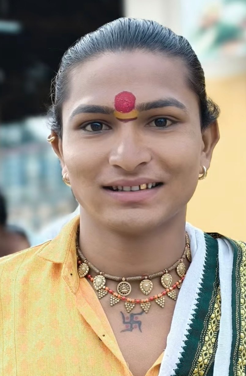महाराष्ट्र के धुळे में ढोंगी बाबा सुभाष चिट्टे ko नाबालिग के साथ गलत काम करने के आरोप मे पुलिस ने किया गिरफ्तार