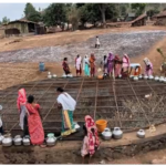 नासिक में भीषण जल संकट: महिलाएं मीलों पैदल ढो रही पानी, ग्रामीणों की हालत गंभीर