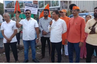 सावरकर सदन पर विवाद तेज: पुनर्विकास के नाम पर गिराने की आशंका, नवी मुंबई में जोरदार प्रदर्शन