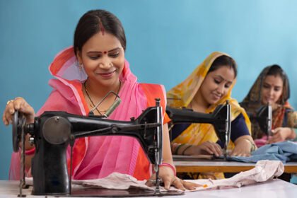 प्रधानमंत्री रोजगार सृजन कार्यक्रम से देश भर में उद्यमिता और रोजगार सृजन को मिल रहा बढ़ावा