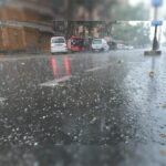 नासिक में ओलों के साथ जोरदार बारिश, भीषण गर्मी से मिली राहत, बच्चों ने उठाया जमकर आनंद