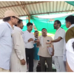 टीकमगढ़ की पुरानी नजाई मंडी का जिला कलेक्टर ने किया निरीक्षण, व्यवस्थाओं में सुधार के दिए निर्देश