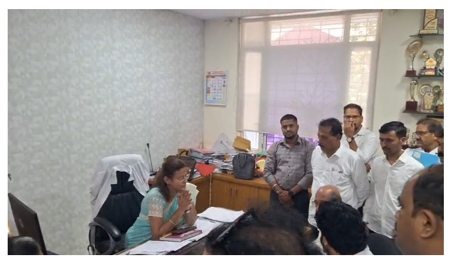 नवी मुंबई अस्पताल में MRI मशीन तैयार, उद्घाटन में देरी पर प्रकाश पाटिल नाराज, 24 घंटे में सेवा शुरू न होने पर आंदोलन की चेतावनी