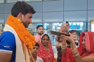 अंडर-18 हॉकी एशिया कप विजेता गोलकीपर सावन कुमार का पटना में भव्य स्वागत