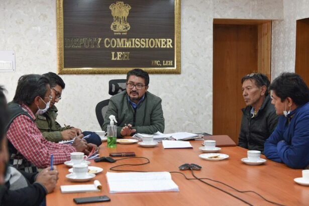 चांगथांग में विकास कार्यों की समीक्षा, DC नितिश राजोरा ने दिए सख्त निर्देश