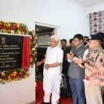 आज गांदरबल में जिला आपातकालीन संचालन केंद्र और श्री अमरनाथ जी यात्रा नियंत्रण कक्ष का उद्घाटन किया गया। ये सुविधाएं आगामी तीर्थयात्रा को सुचारू और निर्बाध बनाने में सहायक होंगी।