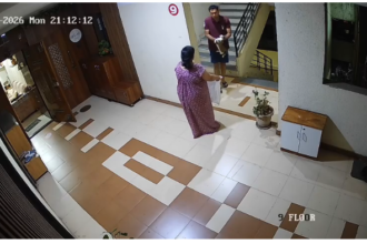 सोसायटी में बिल्ली को प्लास्टिक की थैली में भरकर फेंकने का मामला, CCTV में कैद