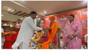 टीकमगढ़ में भारतीय जनता पार्टी महिला मोर्चा की प्रदेश अध्यक्ष एडवोकेट अश्विनी परांजपे राजवाड़े के स्वागत में भव्य कार्यक्रम आयोजित किया गया। इस दौरान उन्होंने भाजपा की कार्यकर्ता-आधारित संस्कृति की सराहना करते हुए कहा कि पार्टी में सामान्य कार्यकर्ता को भी शीर्ष नेतृत्व तक पहुंचने का अवसर मिलता है। 